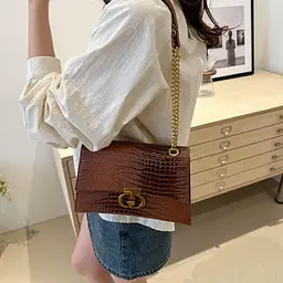 Сумочка на ланцюжку каркасна через плече Lilly P4-6536C коричнева - мініатюра 6