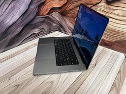 Ноутбук Apple MacBook Pro 16" 2021 M1 MAX/32/512 (PVGC9DR7T2) Б/в - мініатюра 3