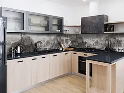 Вініловий кухонний фартух Гобелен наклейка для кухні ПВХ замок Природа Сірий 60х200 см Happy Pocket Z181444 - мініатюра 3