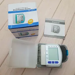 Автоматичний тонометр для вимірювання тиску пульсу на зап'ясті Blood Pressure Monitor CK-102S - мініатюра 3