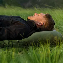 Матрац туристичний надувний одномісний Naturehike CNK2550WS019, 200x60x9.5 см, зелений, прямокутний із вбудованою помпою - мініатюра 2