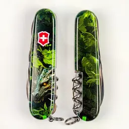 Ніж Victorinox Huntsman Zodiac 91 мм Зелений дерев'яний дракон (1.3713.3_Z3240p) - мініатюра 12