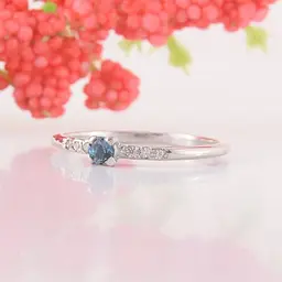 Каблучка з білого золота з топазом 20 K-0013