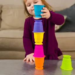 Іграшка Fat Brain Toys Suction Kupz М'які чашки тактильна 6 шт. (F183ML) - мініатюра 11