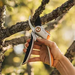 Секатор площинний металевий Fiskars Plus P531 (1057168) - мініатюра 5