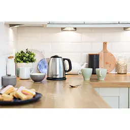 Електрочайник Russell Hobbs Adventure 24991-70 - мініатюра 4