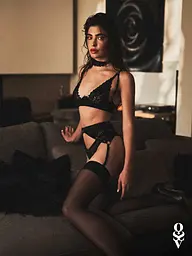 Пояс для панчох Obsessive Donarella XL/2XL (чорний) - мініатюра 16
