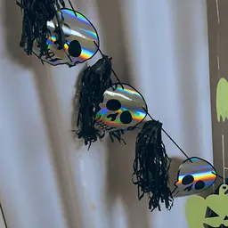 Гірлянда паперова фігурна Yes! Fun Halloween череп з китицею голографічний 3 м (801181) - мініатюра 4