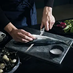 Ніж філейний Fiskars Taiten 21 см (1066836) - мініатюра 2