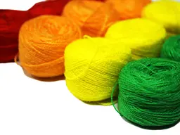 Нить акриловая для вышивания в клубках 70 м/4.5 г (9500) - миниатюра 3
