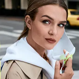 Стійкий тональний крем для обличчя Maybelline New York Super Stay 30H, відтінок 05 (Light Beige), 30 мл (B3352300) - мініатюра 6