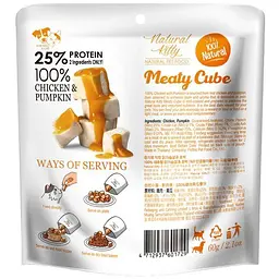 Ласощі для котів та собак Natural Kitty Meaty Cube 100% Chicken & Pumpkin, у вигляді кубиків, курка в гарбузовому соусі, 60 г - мініатюра 2