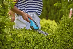 Ножиці для газонів та кущів акумуляторні Gardena ClassicCut Li Set USB-C (09885-20) - мініатюра 5