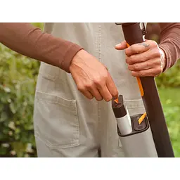Акумулятор Fiskars 12V-4Ah, 2 шт (1082342) - мініатюра 6