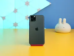 Смартфон Apple iPhone 11 Pro 256GB Midnight Green (MWCQ2) Б/В [164178] - мініатюра 6