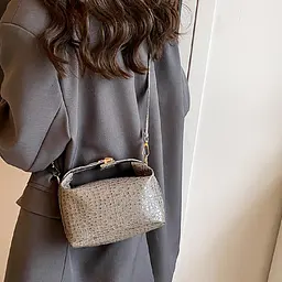 Жіноча сумка через плече крос-боді з екошкіри Lilly P2-86145G - мініатюра 3