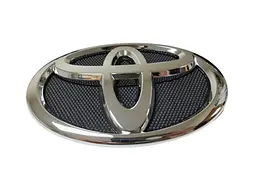 Емблема решітки Toyota Corolla (2008 – 2013р) 140х95 мм (на 3 штифтах) OEM 75312-02050 75301-02040 (Завод)