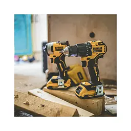Набір електроіструментів DeWALT 2 од. 18 В XR Li-lon, вага 5.9 кг, кейс TSTAK, 2 АКБ та ЗП (DCK2062D2T) - мініатюра 4
