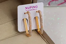 Сережки Xuping Jewelry квадратна доріжка з каменів 2.2 см золотисті