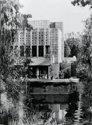 Frank Lloyd Wright - мініатюра 3