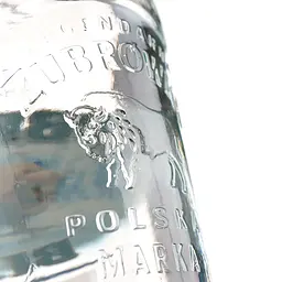 Уцінка. Горілка Zubrowka Biala, 40%, 0,7 л (484592) - мініатюра 3