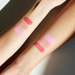  Рум'яна матові Gosh Matte Blush Up 001 Hot Pink 14 мл ніжно-рожеві - мініатюра 2