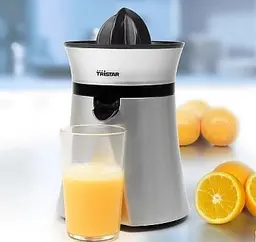 Соковитискач для цитрусових Tristar CP 2262