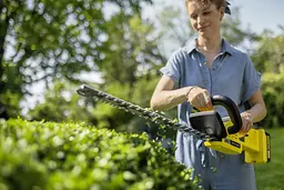 Karcher Кущоріз акумуляторний HGE 2-18 18В лезо 45см крок різу 18мм 2.34кг без АКБ та ЗП - мініатюра 9