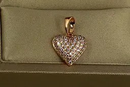 Кулон Xuping Jewelry серце з дрібними фіанітами 1,2 см золотистий