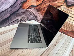 Ноутбук Apple MacBook Pro 16" i7-9750H/32/512 (C02DR632MD6R) Б/в - мініатюра 3