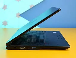 Ноутбук Fujitsu Lifebook E449 Б/В - мініатюра 3