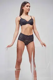 Бюстгальтер формований Spacer 393 Gisela чорний 85D