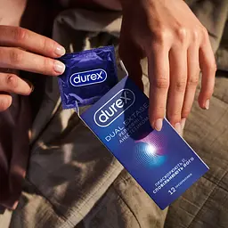 Презервативи рельєфні з анестетиком Durex Dual Extase 12 шт. - мініатюра 5