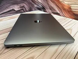 Ноутбук Apple MacBook Pro 13" 2020 i7-1068NG7/32/512 (C02DH13YML85) Б/в - мініатюра 5