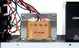 Джерело безперебійного живлення LogicPower 650 ВА / 390 Вт / 7.5 А*ч (00001078) - мініатюра 6