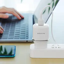 Зарядний пристрій Borofone BA36A USB QC 18W білий + кабель USB to Type-C - мініатюра 2