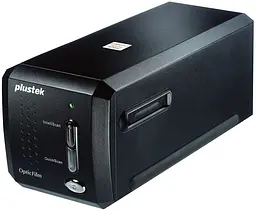 Сканер Plustek OpticFilm 8200i SE (7200dpi 48bit LED швидк. 36 сек. плівк.слайд-сканер чорний) (0226TS)