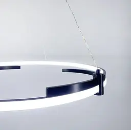 LED люстра у чорному кільцевому каркасі Ø 80 см | Line F | Арт. SGA18-800 BK - мініатюра 4
