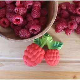 Прорізувач Oli & Carol Малина Валері червоний із салатовим (L-RASPBERRY-UNIT) - мініатюра 5