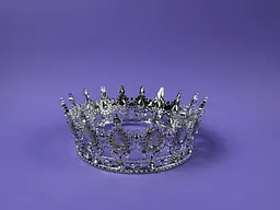 Корона на торт срібна з білим камінням, діаметр 12 см, для декору святкових випічки та десертів - мініатюра 2