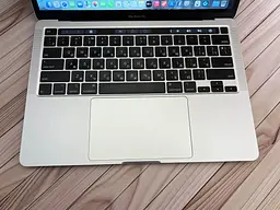 Ноутбук Apple MacBook Pro 13" 2020 i7-1068NG7/32/512 (C02F613BML87) Б/в - мініатюра 2