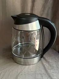 Дисковий скляний електрочайник Grunhelm EKG-25012 1,8л 2200Вт Чорний/Сірий - мініатюра 5