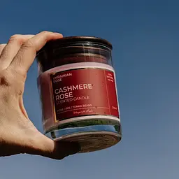 Свічка ароматизована мала Ukrainian Rose 200 мл - мініатюра 2