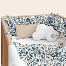Бортики в дитяче ліжечко Cosas California Flowers 30 х 120 см (WeltBed_FlowersWashBlueWhite_30x120) - мініатюра 2