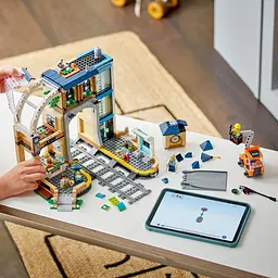 Конструктор LEGO City Центральний залізничний вокзал 752 деталі (60469) - мініатюра 12