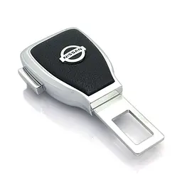 Заглушка перехідник ременя безпеки з логотипом Nissan 1 шт