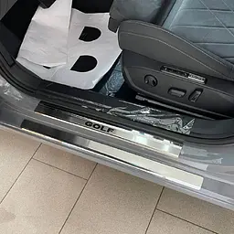 Накладки на пороги для Volkswagen Golf VIII 2021- Нержавіюча сталь із загином та Логотипом 8 шт (Premium P-VW52) - мініатюра 2