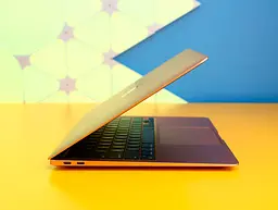 Ноутбук Apple MacBook Air 13` 8/256GB Gold Late 2020 (MGND3) Б/У [174889] - мініатюра 3