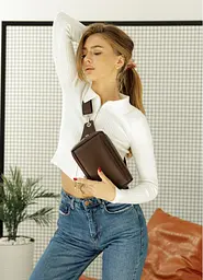 Жіноча сумка бананка бананка Sambag HARVI шоколадна 24 × 16 × 6 см (88213020) - мініатюра 3