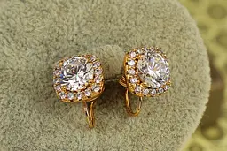 Сережки кліпси Xuping Jewelry Принцеса з білим каменем 11 мм золотисті